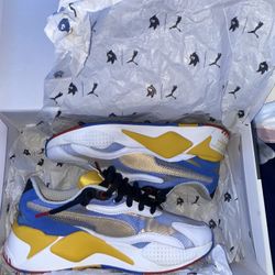 Sonic Pumas Size 6.5 