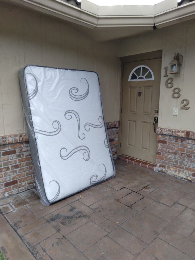 Mattresses: twin, full , queen regular , Colchon Nuevo Colchones plush or pillow top available cama bed mattress Furniture