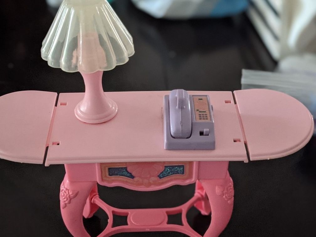 Barbie Fun Phone Center