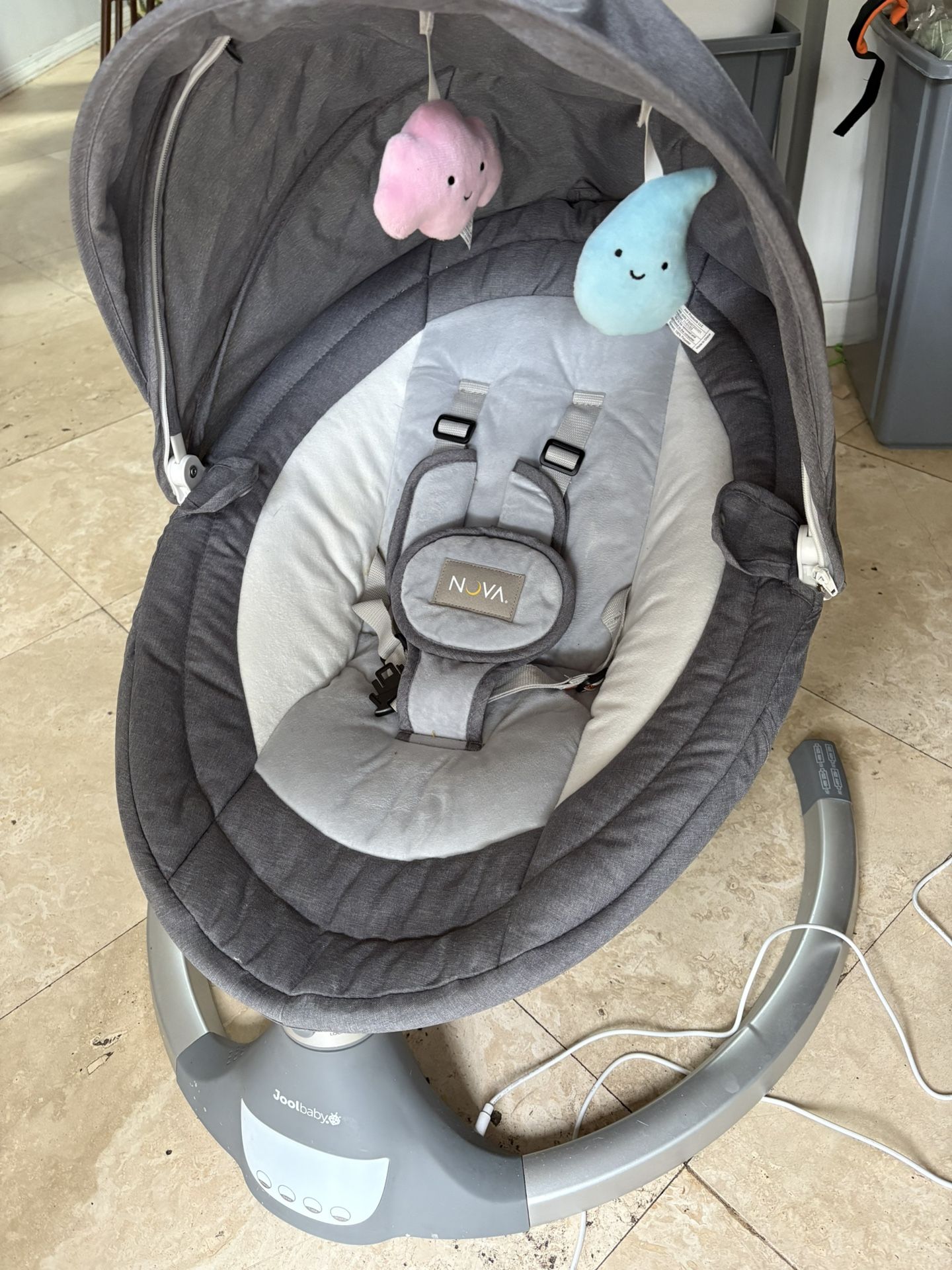 Baby swing 