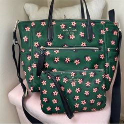 Kate Spade Purse & Matching Wristlet 