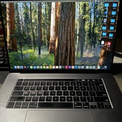 MacBook Pro 16 Inch