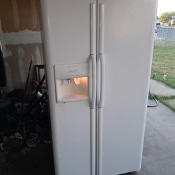 REFRIGERATOR CAN DELIVER 