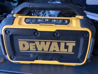 Dewalt  20-12v Cordless Bluetooth Speaker (Tool Only)