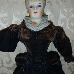 Antique Dolls