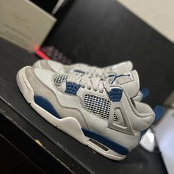 Jordan 4 Military Blues