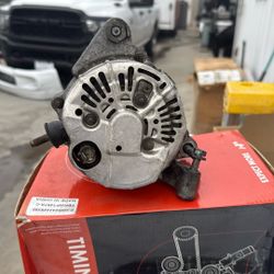 2001 Jeep Laredo Alternator 56041 693AA Denso 