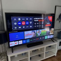 LG 4K UHD 75” TV