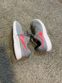 Nike para Mujer $15 talla 8.5