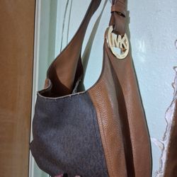 Several Random Purses & Wallets