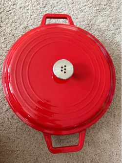 5.5 QT Enamel Cast-Iron Braiser - Red
