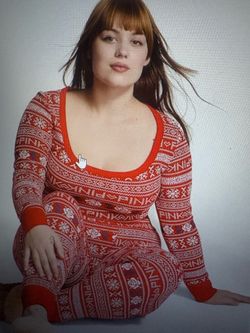 Brand New women Victoria Secret Pajama set