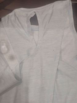 Girls top  med 8 light blue