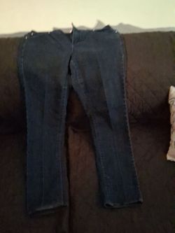 Ladies jeans Size 16 $5 dark blue