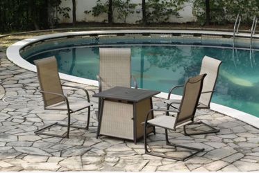 Patio set outdoor new in the box
