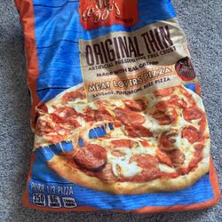 Pizza cat crinkle toy