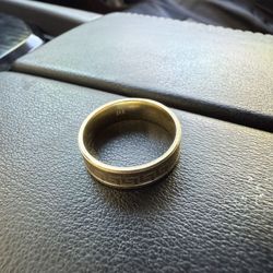 14k Gold Ring 