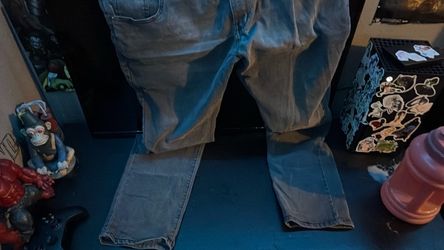Light Wash Denim Jeans