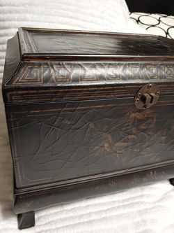 Victorian Style jewelry storage box