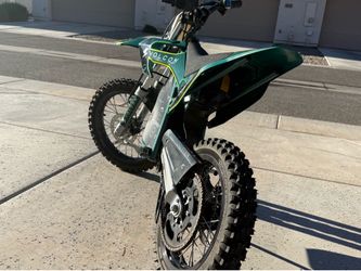 Awesome kids electric dirt bike