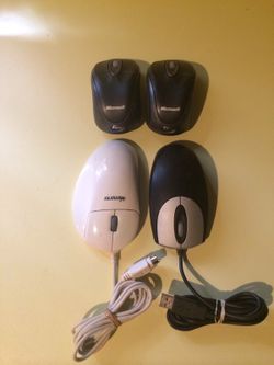 Lot of 3 computer mouses 1 wireless