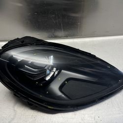 2019 2020 PORSCHE MACAN FULL LED RIGHT PASSENGER HEADLIGHT OEM