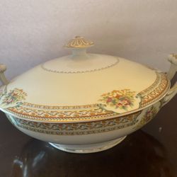 Vintage Covered Casserole From Occupied Japan