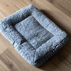 Pale Blue Medium Size Pet Bed