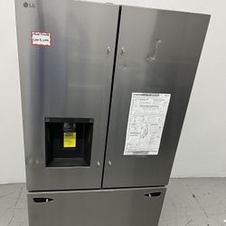 Final Sale - Last Call LG 31cu Refrigerator (scratch/dent)💥