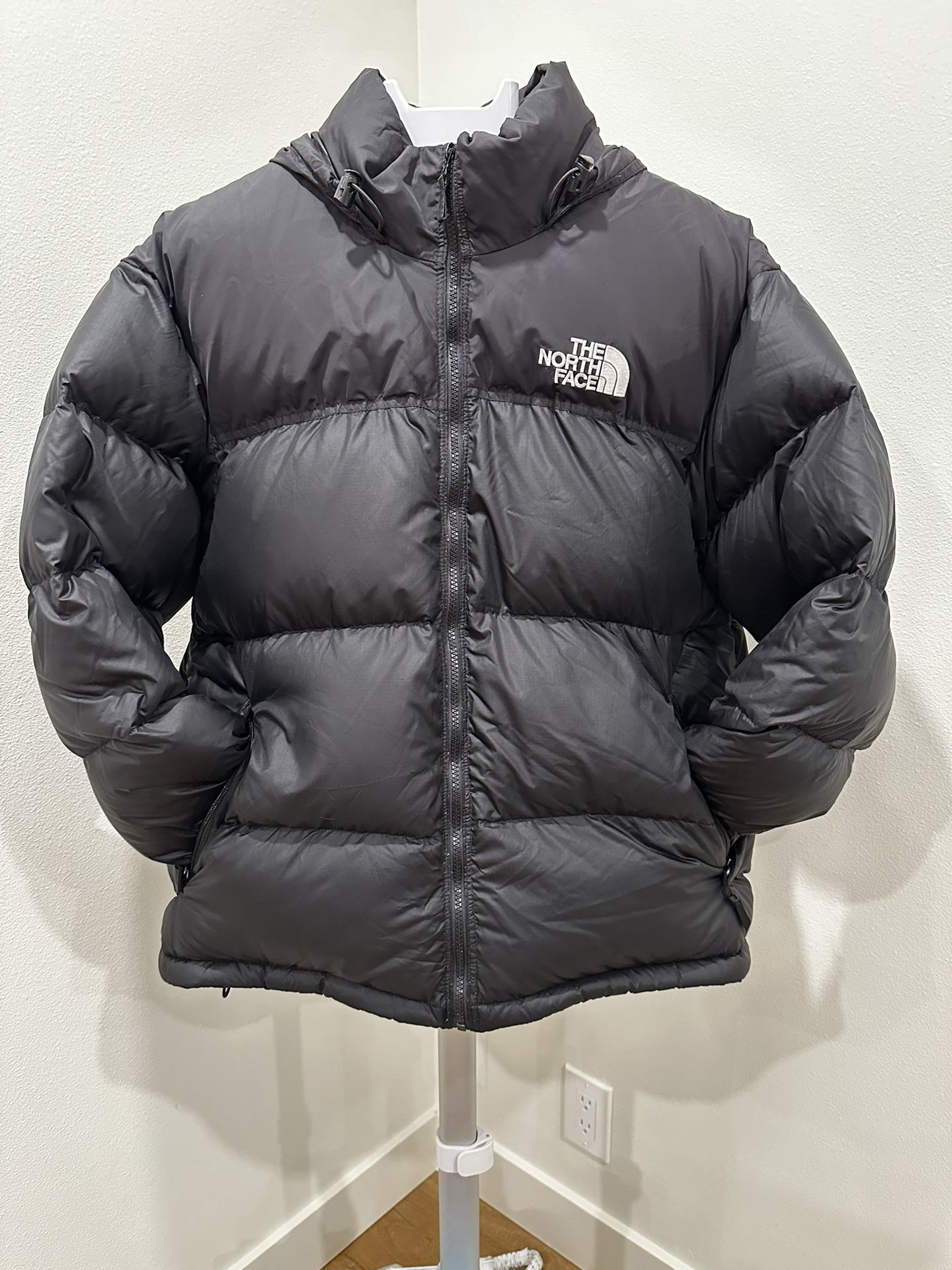 THE NORTH FACE 1996 Retro Nuptse 700 NF0A3C8D
