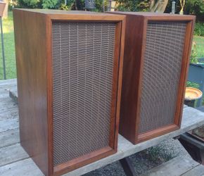EMI Of England DLS 529 Loudspeakers