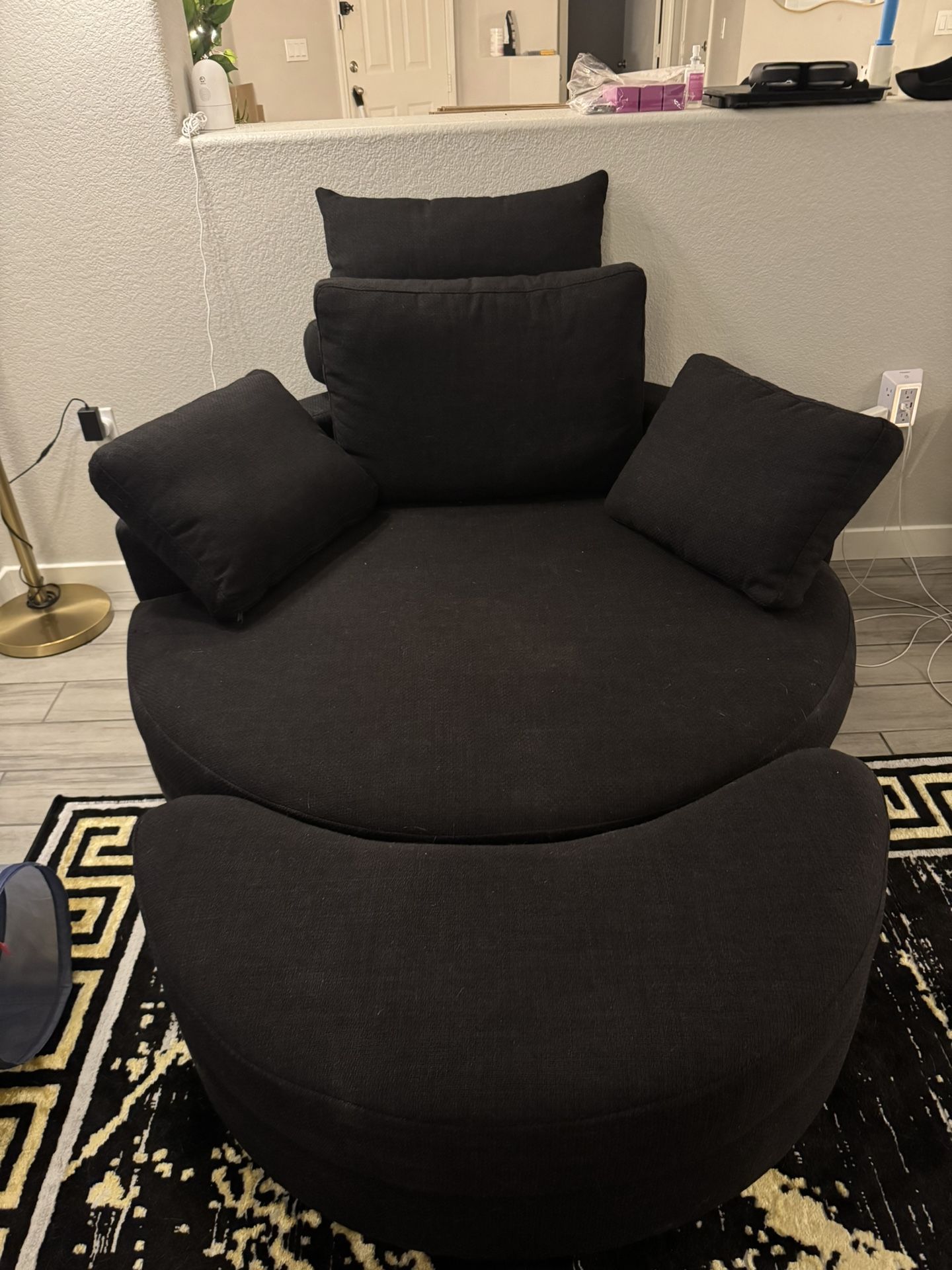 Oversized Living Room Accent Barrel Chair - NEW