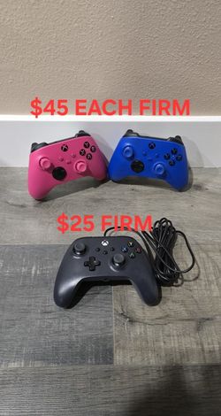 XBOX ONE CONTROLLERS, GREAT CONDITION, FIRM PRICE, READ DESCRIPTION