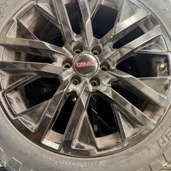 22” GMC Sierra Denali OEM Wheel & Tire