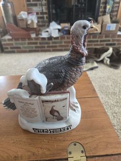 Vintage 1980 Austin Nichols Wild Turkey Decantur 