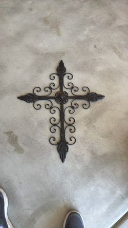 Decorative metal cross