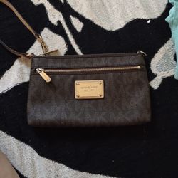 Michael Kors Wristlet