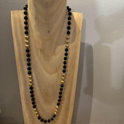 Vintage classic AVON Black & Gold beaded single strand Long Necklace 