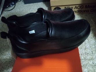 Amazon Essentials Men's Leather Slip On