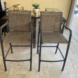 4 Patio Bar Stool Like New 2 Still In  Box