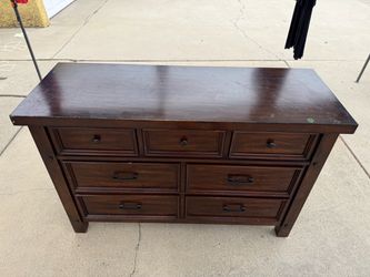 Drawer dresser
