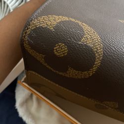 Vintage Louis Vuitton Purse for Sale in Atwater, CA - OfferUp