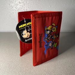 Vintage 90’s Disneyland Winnie The Pooh Wallet NWT