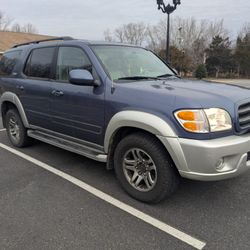 2004 Toyota Sequoia