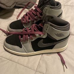 Jordan’s Girls Size 5