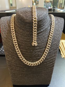 10k gold real diamonds Miami cuban chain and bracelet combo for a good price!!