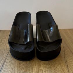 Women’s Shoes