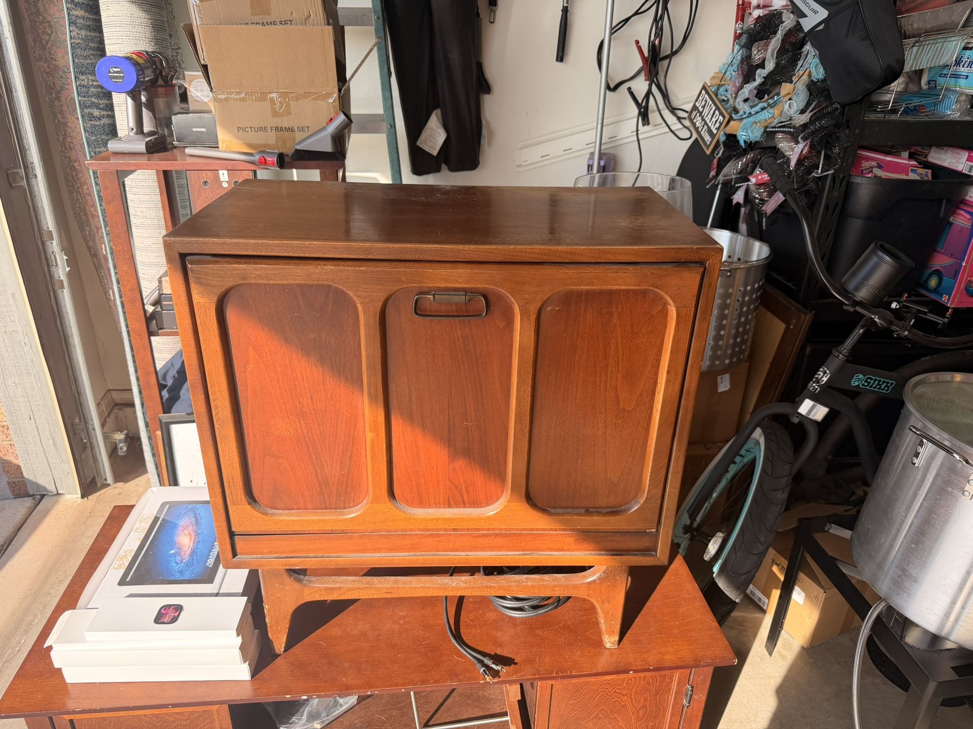 Lane Record Cabinet 