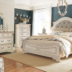 NEW 7Pc / Dresser-Mirror- Queen Upholstered Panel Bed - 2 Nightstands