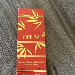 New Opium Woman Perfume 1,06 Oz , First Person That Brings $40 Firm Now ? Costa Mesa 